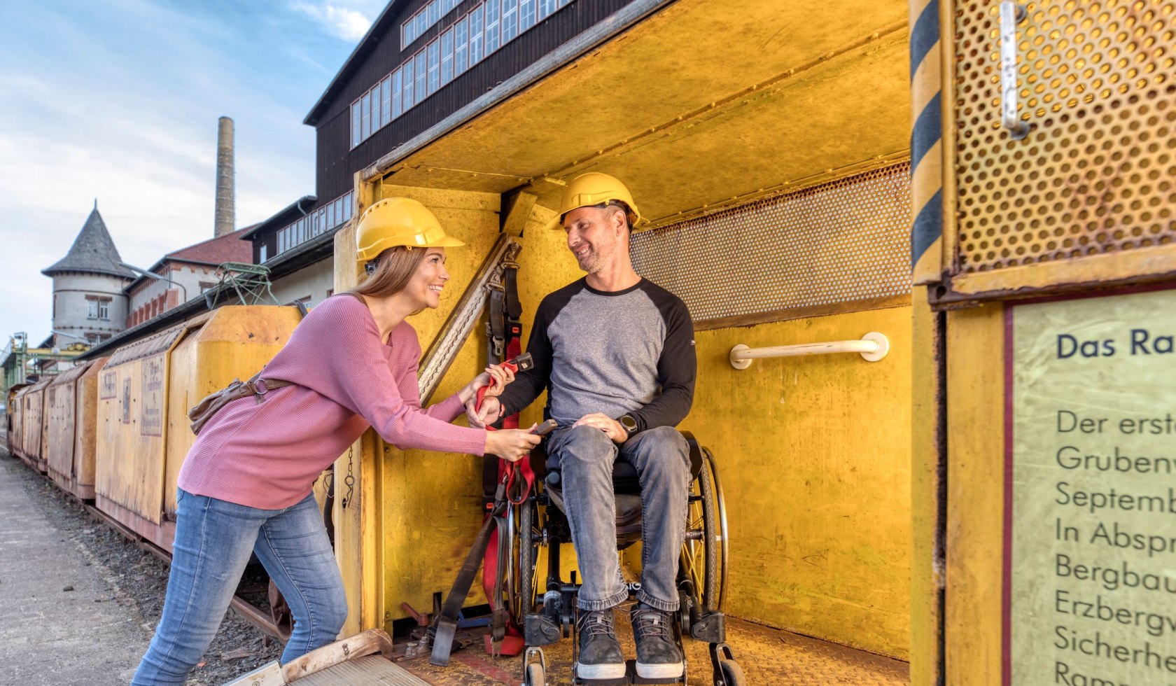 Kørestolsbrugere kan også komme ind i minen i en vogn., © Christian Bierwagen