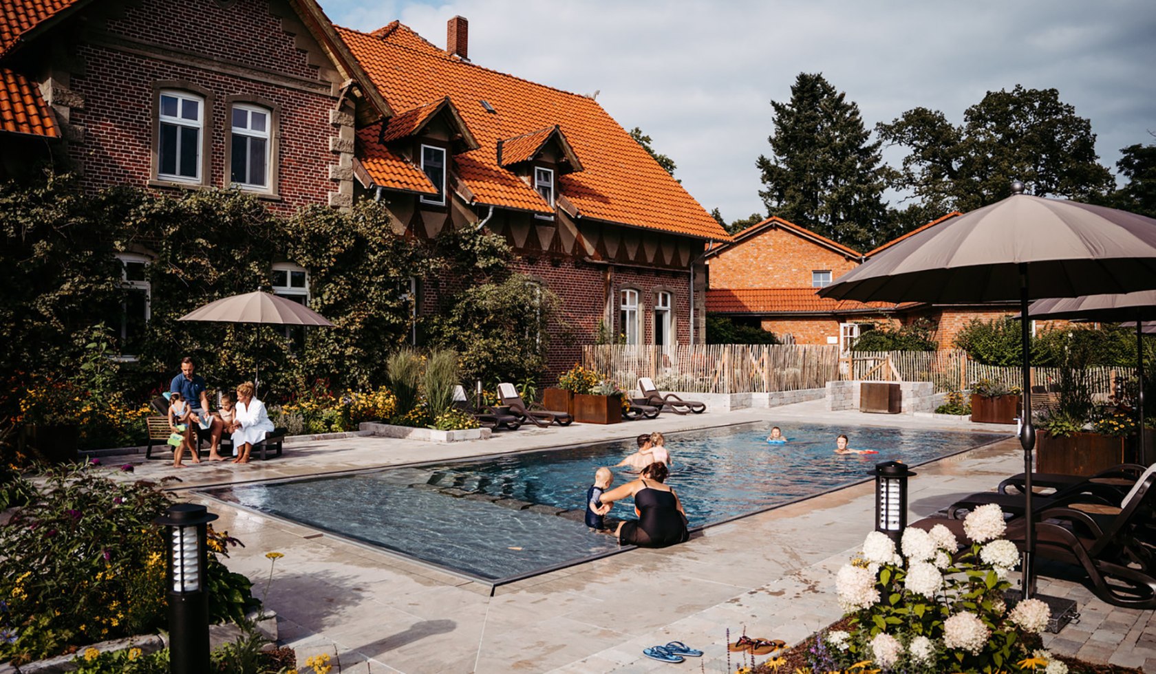 LandhausAverbeck_udendors-pool, © Landhaus Averbeck