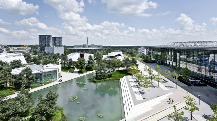 Oversigt over Autostadt i Wolfsburg, © Autostadt / Nils Hendrik Müller