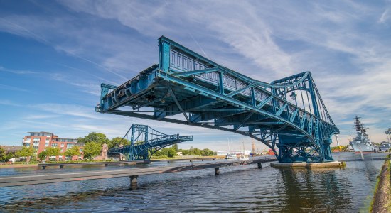 Kaiser-Wilhelm bro, Wilhelmshaven , © Wilhelmshaven Touristik &amp; Freizeit GmbH / Martin Stöver